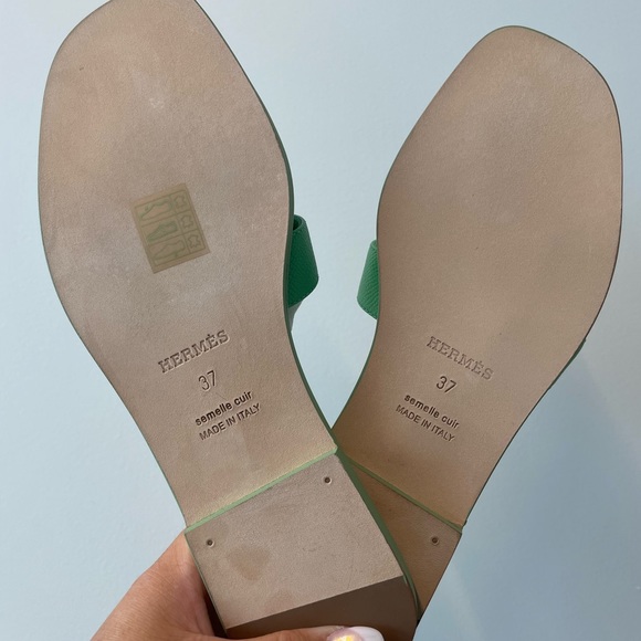 🧡 BNIB AUTHENTIC Hermès Epsom Oran Sandals in size 37 (Women’s 7) 🧡 - Picture 2 of 5